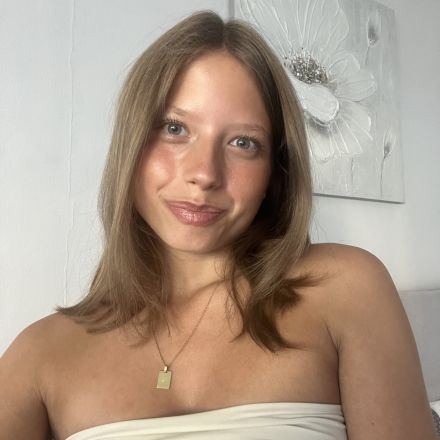 Mia
